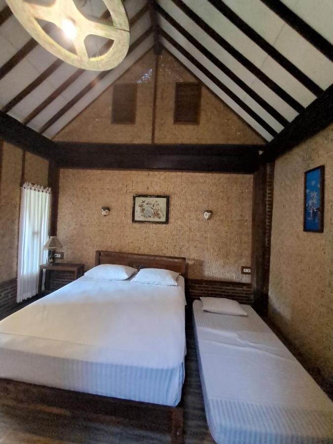 Diana'S Homestay Banyuwangi  Buitenkant foto
